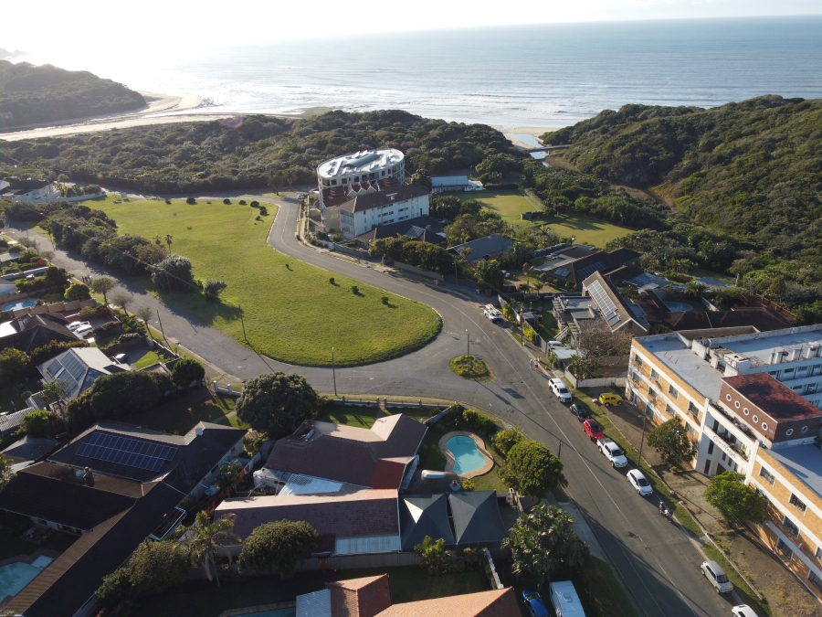 4 Bedroom Property for Sale in Nahoon Beach Eastern Cape